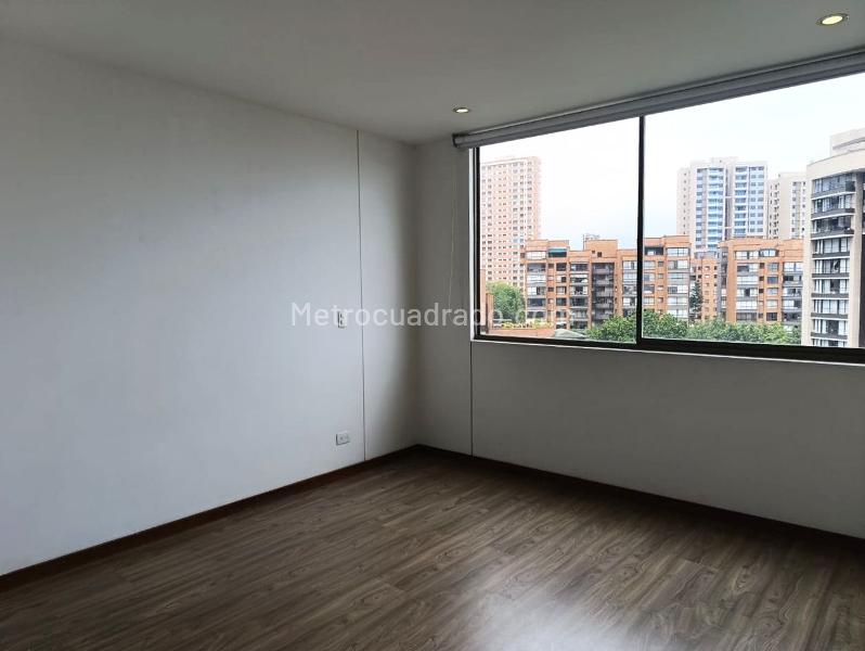 1BR Studio for Rent in El Poblado with A/C & Covered Parking - 7