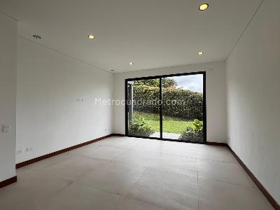 Casa de 3 alcobas en venta en Rionegro, Rionegro, 420 m² · foto 7 de 19