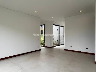Casa de 3 alcobas en venta en Rionegro, Rionegro, 420 m² · foto 8 de 19