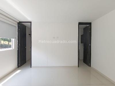 Apartamento de 3 alcobas en venta en El Poblado, Medellín, 163 m² · foto 9 de 19