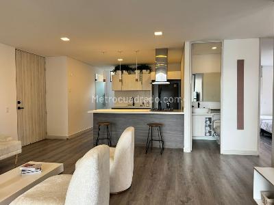 Apartamento de 2 alcobas en venta en El Poblado, Medellín, 109 m² · foto 3 de 16
