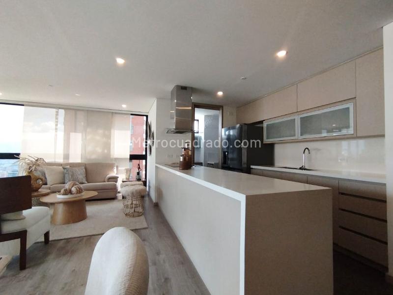 Apartamento de 3 Alcobas con Gimnasio en El Poblado - 6