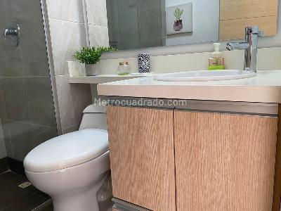 Apartamento en venta en El Poblado, Medellín · foto 16 de 18