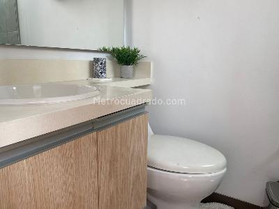 Apartamento en venta en El Poblado, Medellín · foto 17 de 18