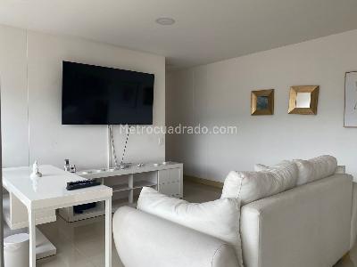 Apartamento en venta en El Poblado, Medellín · foto 4 de 18