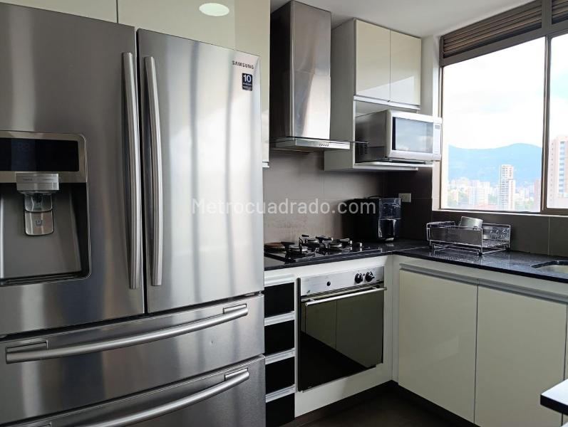 2BR Apartment in El Poblado Closed Unit with Pool & Gym - 9