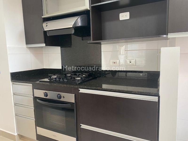 2BR Apartment with Study in El Poblado - 4