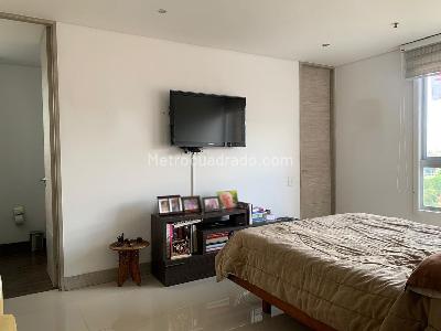 Apartamento de 3 alcobas en venta en El Poblado, Medellín, 152 m² · foto 10 de 18