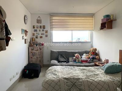 Apartamento de 3 alcobas en venta en El Poblado, Medellín, 152 m² · foto 11 de 18