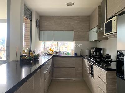 Apartamento de 3 alcobas en venta en El Poblado, Medellín, 152 m² · foto 5 de 18