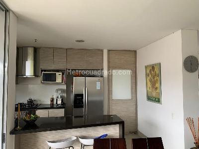 Apartamento de 3 alcobas en venta en El Poblado, Medellín, 152 m² · foto 7 de 18
