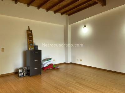 Casa de 3 alcobas en venta en Sabaneta, Sabaneta, 285 m² · foto 11 de 20