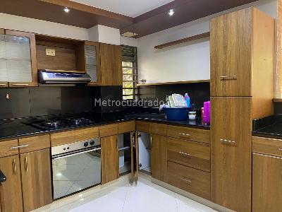 Casa de 3 alcobas en venta en Sabaneta, Sabaneta, 285 m² · foto 6 de 20