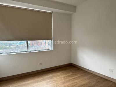Apartamento de 3 alcobas en arriendo en Castropol, Medellín, 106 m² · foto 6 de 14
