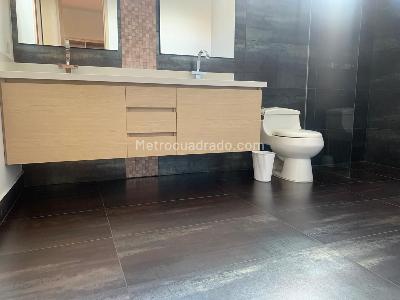 Apartamento en venta en El Poblado, Medellín · foto 17 de 20