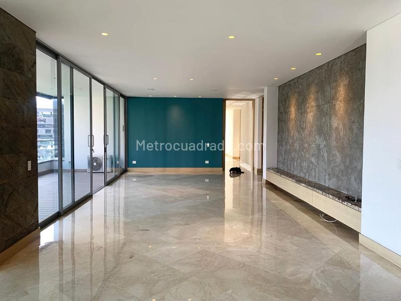 Piso – Medellín, Los Balsos Numero 2, El Poblado - Vista 2