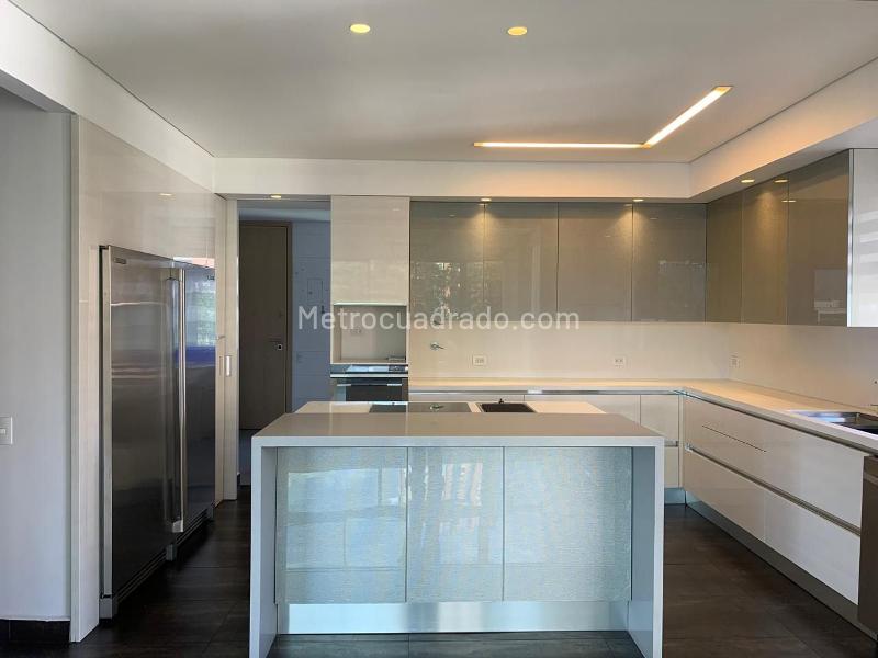 Piso – Medellín, Los Balsos Numero 2, El Poblado - Más