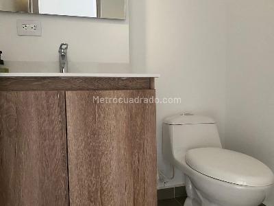 Apartamento de 1 alcoba en arriendo en El Poblado, Medellín, 55 m² · foto 12 de 13