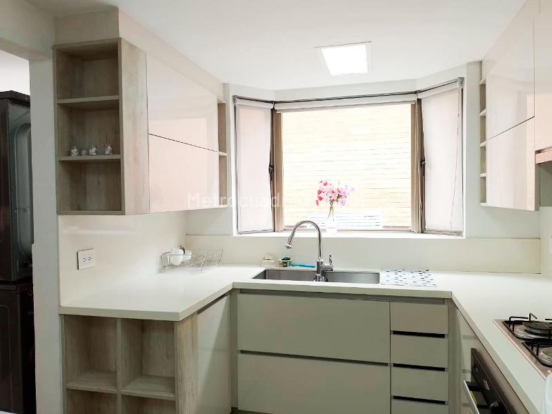 Casa de 3 Alcobas y 3 Baños en El Poblado (Unidad Cerrada) - 6