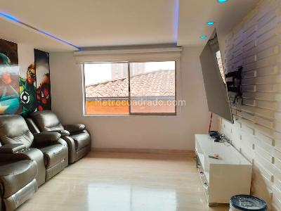 Casa en arriendo en El Poblado, Medellín · foto 7 de 16