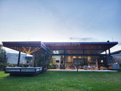 Casa de 3 alcobas en venta en Envigado, Envigado, 380 m² · foto 14 de 16