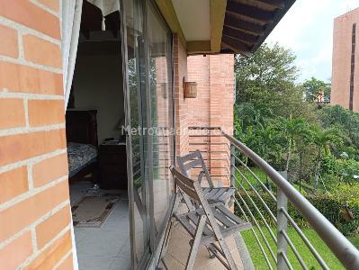 Casa de 3 alcobas en venta en El Poblado, Medellín, 345 m² · foto 18 de 19