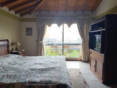 Casa de 3 alcobas en venta en El Poblado, Medellín, 345 m² · foto 9 de 19