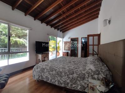 Casa en arriendo en El Poblado, Medellín · foto 9 de 18