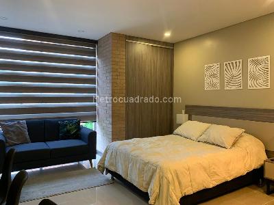 Apartamento de 1 alcoba en arriendo en El Poblado, Medellín, 33 m² · foto 2 de 10
