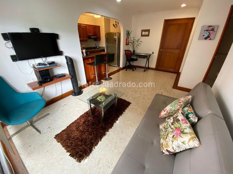 Cozy 1BR Studio Apartment Near Metro in El Poblado - 2