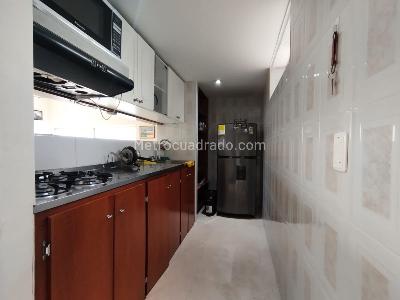Apartamento de 2 alcobas en arriendo en El Poblado, Medellín, 75 m² · foto 5 de 14