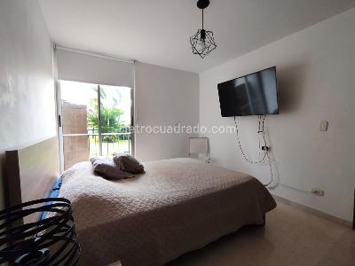 Apartamento de 2 alcobas en arriendo en El Poblado, Medellín, 75 m² · foto 8 de 14