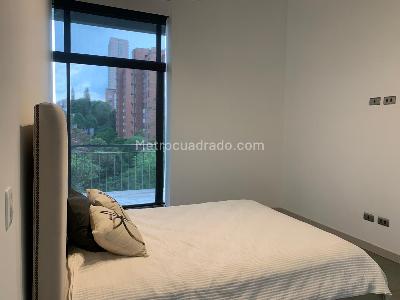 Apartamento de 1 alcoba en venta en El Poblado, Medellín, 110 m² · foto 12 de 16