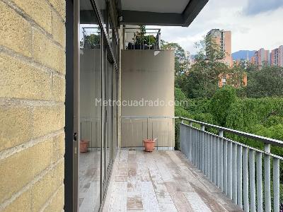 Apartamento de 1 alcoba en venta en El Poblado, Medellín, 110 m² · foto 16 de 16
