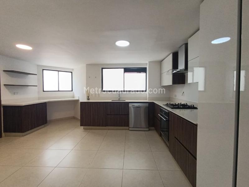 3BR Apartment for Rent in El Poblado (Closed Unit) - 9