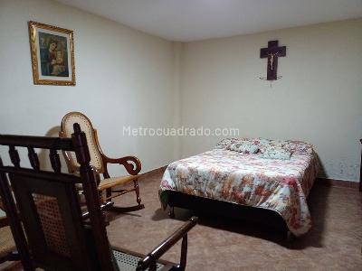 Casa de 4 alcobas en venta en Envigado, Envigado, 500 m² · foto 16 de 20