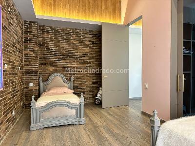 Casa de 3 alcobas en venta en Envigado, Envigado, 640 m² · foto 13 de 18
