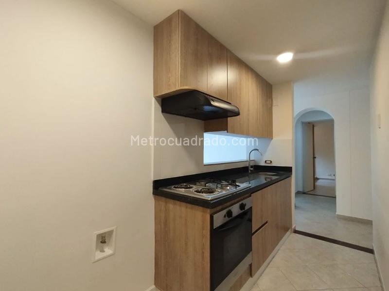 3BR Apartment for Rent in El Poblado with Balcony and Covered Linear Parking - 5