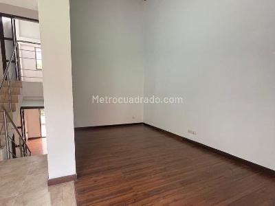 Casa de 3 alcobas en venta en Sabaneta, Sabaneta, 380 m² · foto 4 de 15