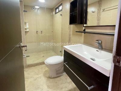 Casa de 3 alcobas en venta en Sabaneta, Sabaneta, 380 m² · foto 14 de 15