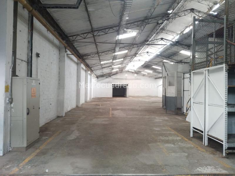 Bodega en Arriendo, EL POBLADO, Medellín - Widok 3