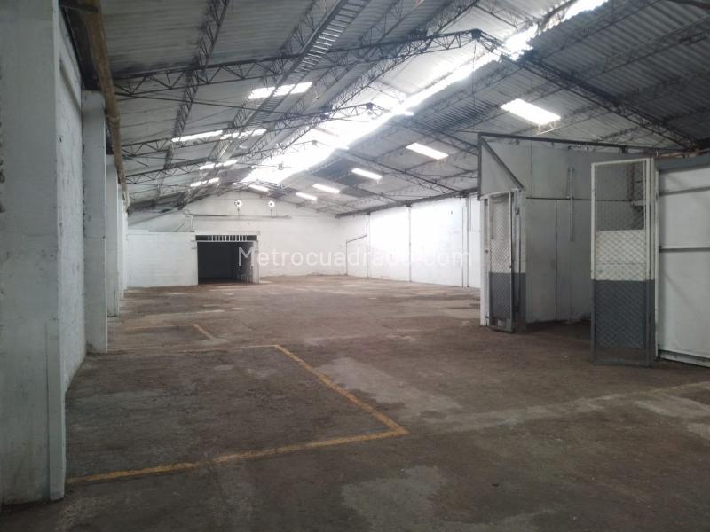Bodega en Arriendo, EL POBLADO, Medellín - Widok 6