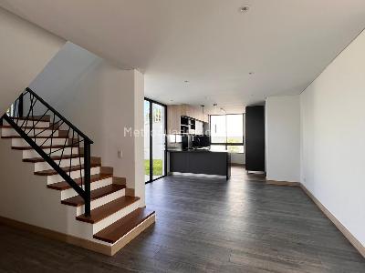 Casa en Arriendo, RIONEGRO, Rionegro en Rionegro, de Prointegral S. A. M.a. V. U 00048/09 Scm