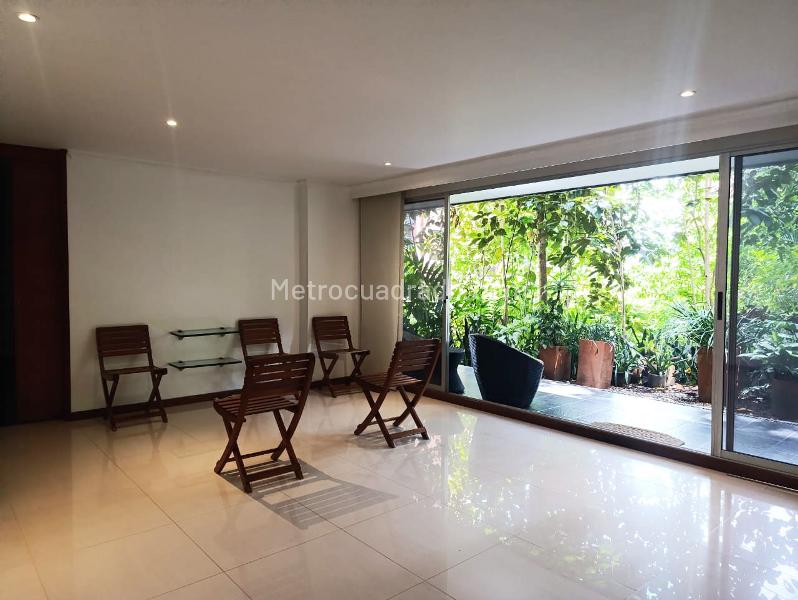 1BR Apartment with 2 Baths and Terrace in El Poblado - 2