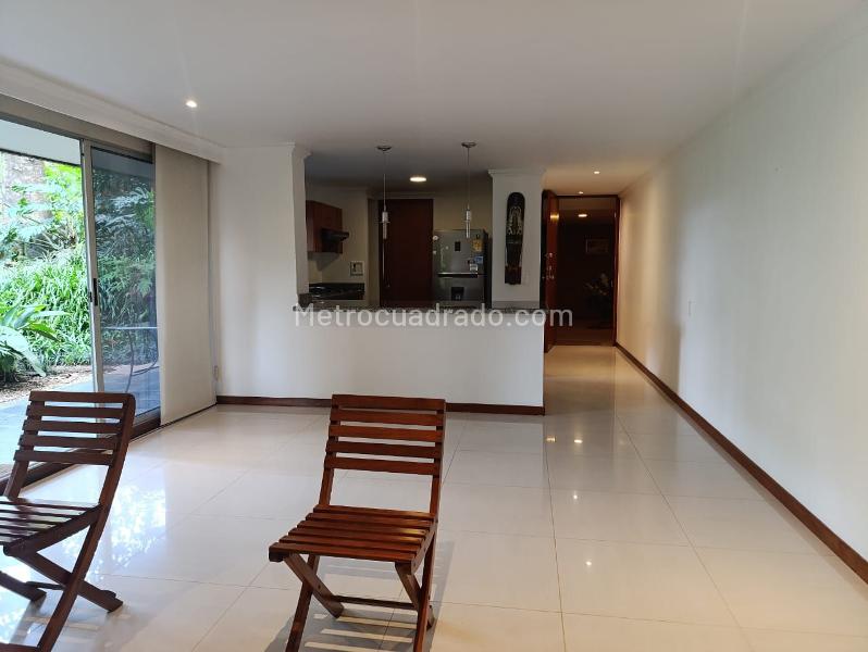 1BR Apartment with 2 Baths and Terrace in El Poblado - 5