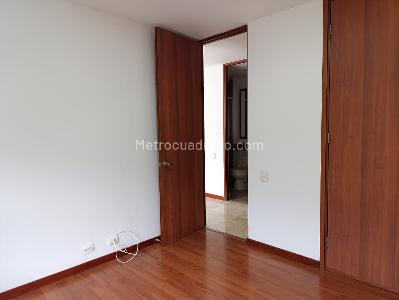 Apartamento de 3 alcobas en arriendo en Los Balsos, Medellín, 150 m² · foto 16 de 20