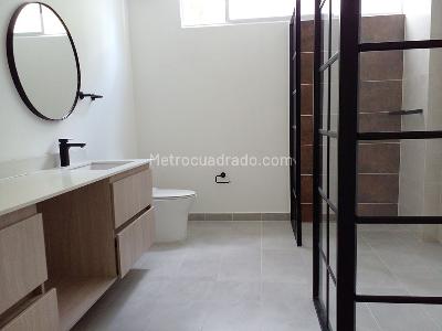 Casa de 3 alcobas en venta en Envigado, Envigado, 284 m² · foto 17 de 20