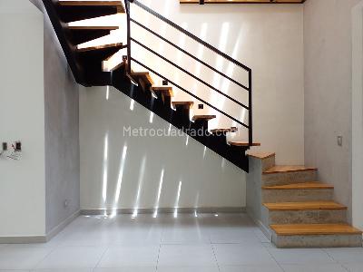 Casa de 3 alcobas en venta en Envigado, Envigado, 284 m² · foto 5 de 20