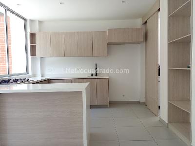 Casa de 3 alcobas en venta en Envigado, Envigado, 284 m² · foto 6 de 20