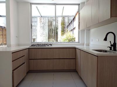 Casa de 3 alcobas en venta en Envigado, Envigado, 284 m² · foto 7 de 20